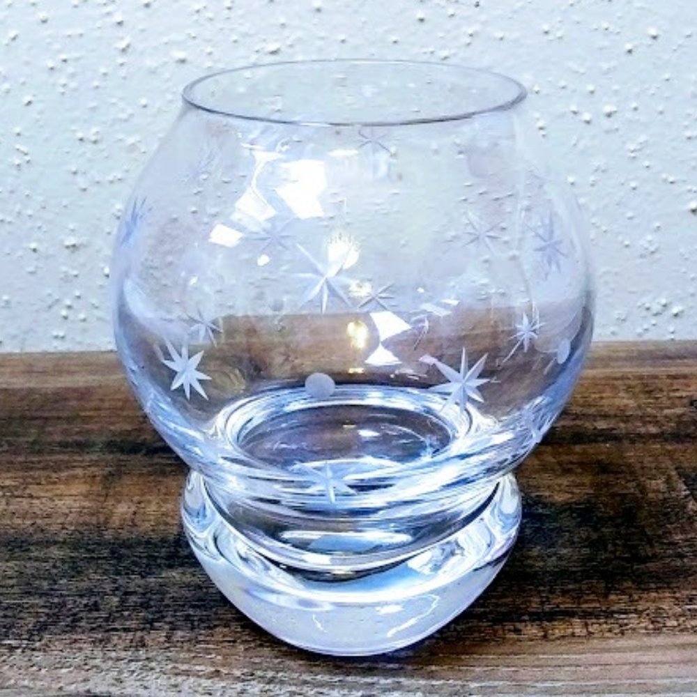 -*MIKASA SLOVENIA VOTIVE CANDLE HOLDER FESTIVE W/STARS & DOTS